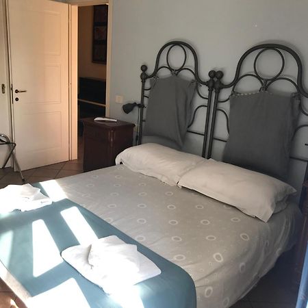 Numero 3 Hotel กาญารี ภายนอก รูปภาพ